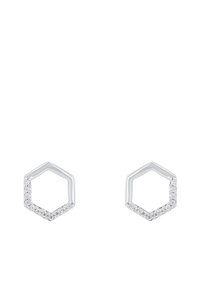 Pendientes hexagonales de plata esterlina con un acabado pulido, que presentan una línea de pequeñas piedras preciosas transparentes a lo largo de un borde para un detalle adicional.