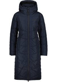 Lange marineblauwe gewatteerde winterjas met capuchon, ritssluiting aan de voorkant, zijzakken en een subtiele borstlogo.