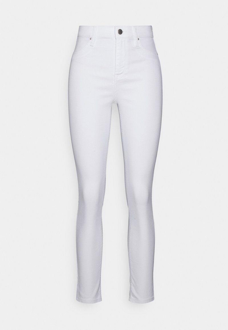 Jeans blancos ajustados con cintura alta, fabricados en denim elástico, con cinco bolsillos, cierre de botón en la parte delantera y líneas limpias.