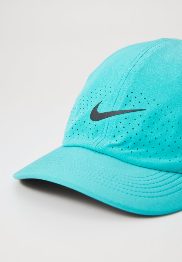 ADVANTAGE CLUB - Cap4