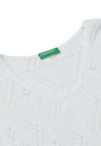 United Colors of Benetton Triko s potiskem - white