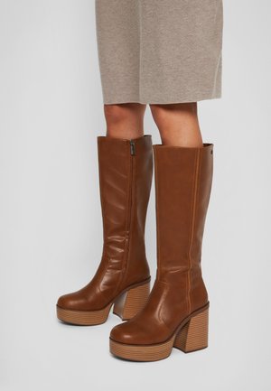 Højhælede støvler - brown