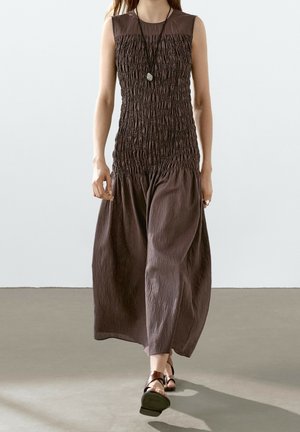 Robe longue - mottled dark brown