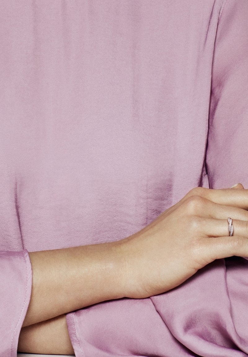 Pandora TWISTED LINES - Ring - rose gold plated