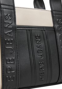 Pepe Jeans ZADIE MARREL - Kézitáska - mousse white