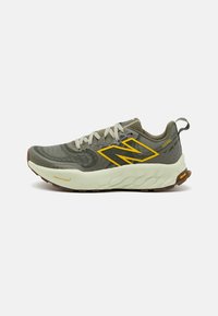 New Balance - FRESH FOAM X HIERRO V8 - Trail hardloopschoenen - dark olivine olivine Miniatuurafbeelding 1