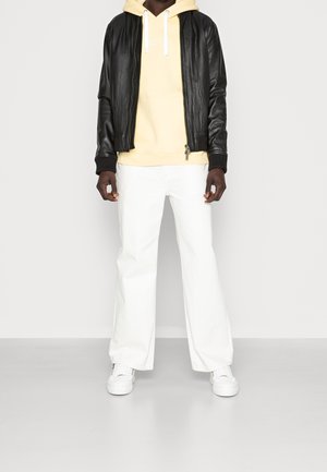 Karl Kani, Bluza z kapturem