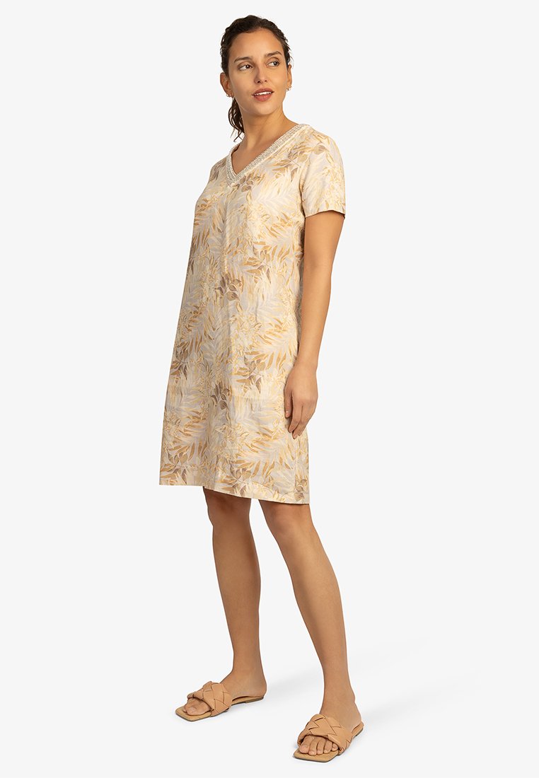 mint&mia Jurk beige mint&mia Jurk beige