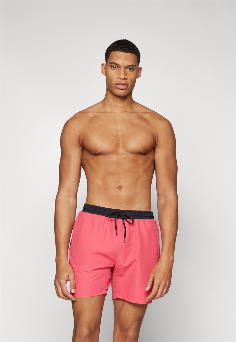 BOSS Plavecké šortky - dark pink