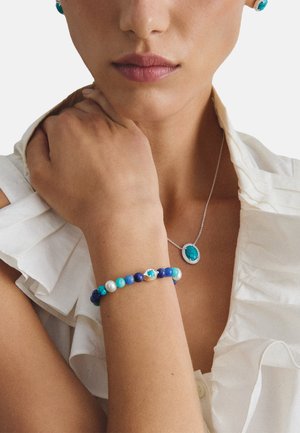 THOMAS SABO, ARMBAND MIT PERLEN UND STEINEN - Armband - silberfarben weiß hellblau dunkelblau türkis