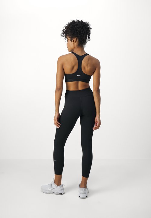Nike Malla de mujer One Negro — photo 5