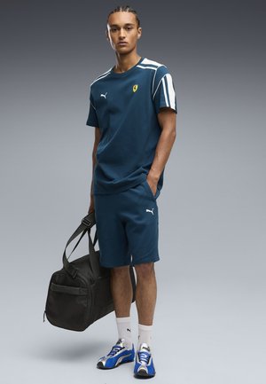 Puma, FERRARI MT7 T-SHIRT - T-shirts print - midnight petrol