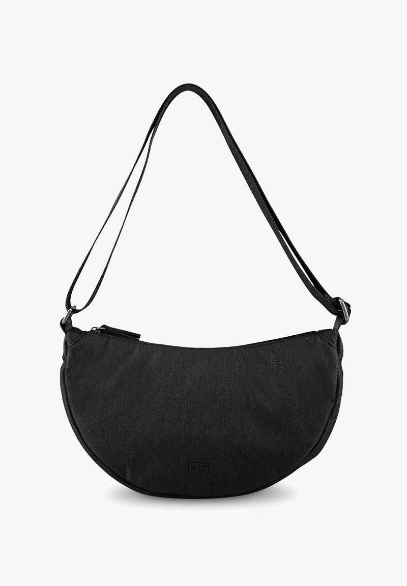 Borsa a spalla nera a forma di mezzaluna, realizzata in tessuto testurizzato, con chiusura a zip, tracolla regolabile e dettagli del logo discreti.