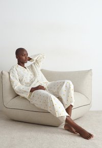 Lindex Pyjamasbyxor - off white