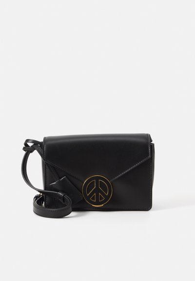 MOSCHINO BORSA TRACOLLA - Skuldertasker - nero