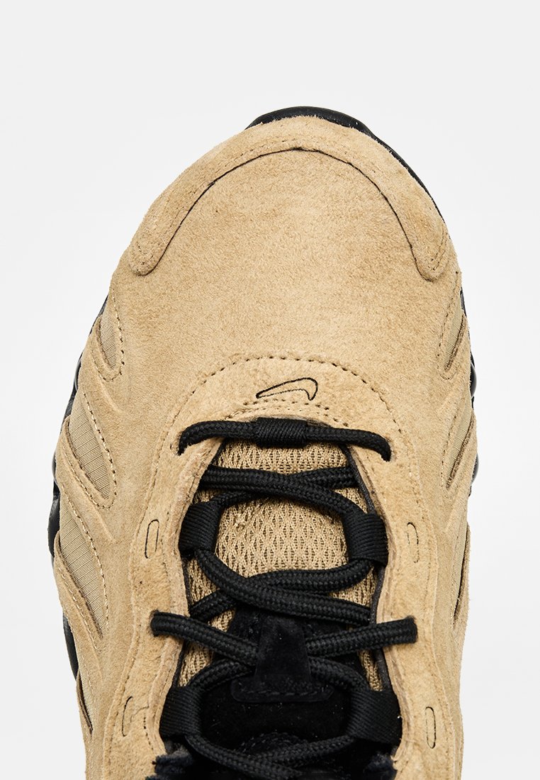AIR MAX DN8