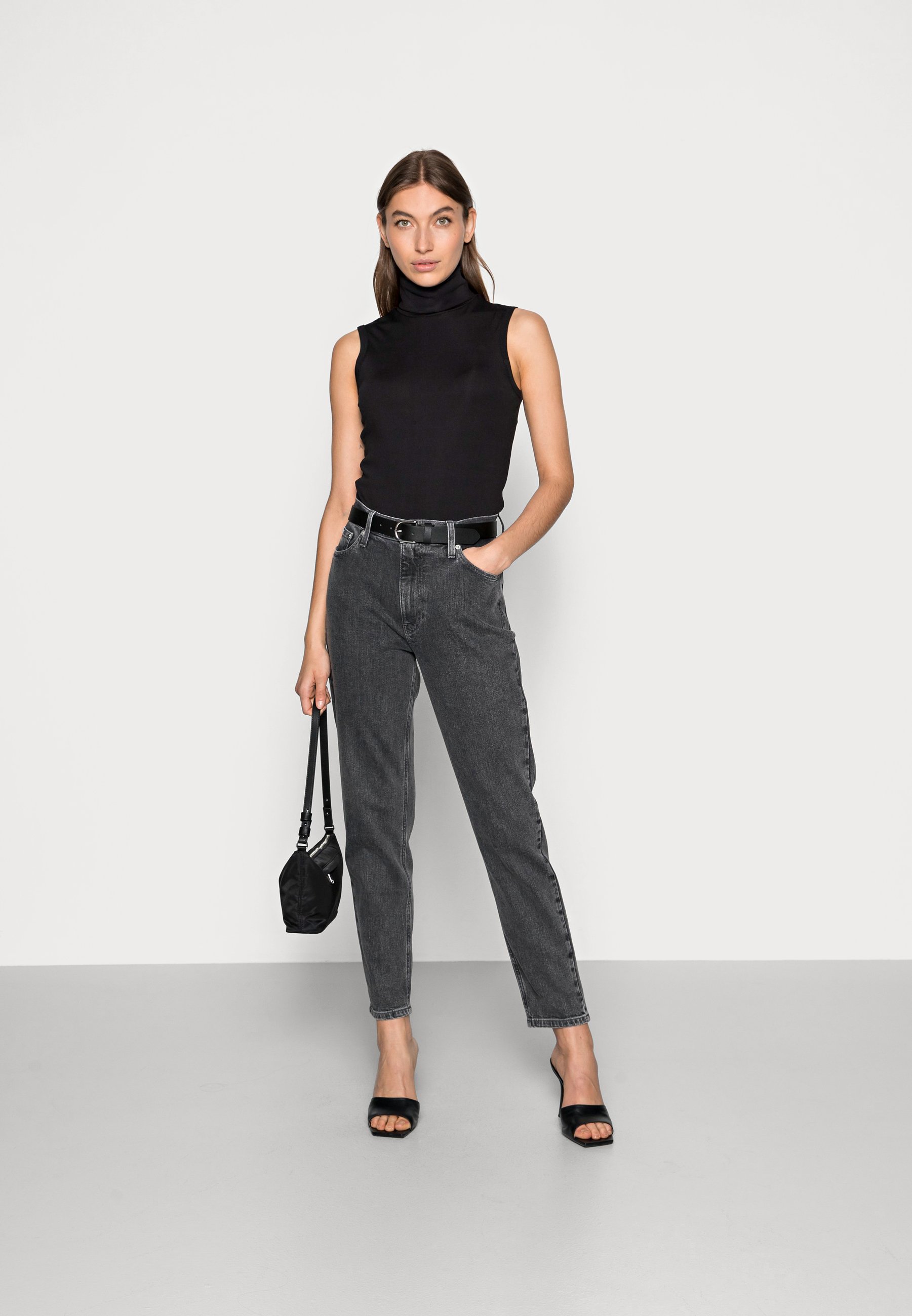 Calvin Klein Jeans MOM JEAN - Jeans slim fit - grey/grigio denim - Zalando .it