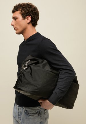 MISAKO TEME - Borsa da viaggio - black