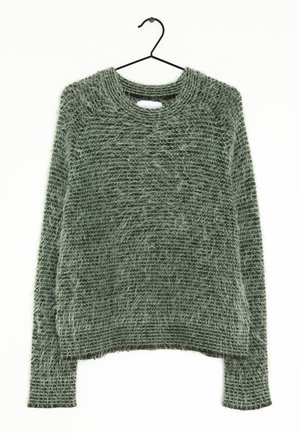 Sweter