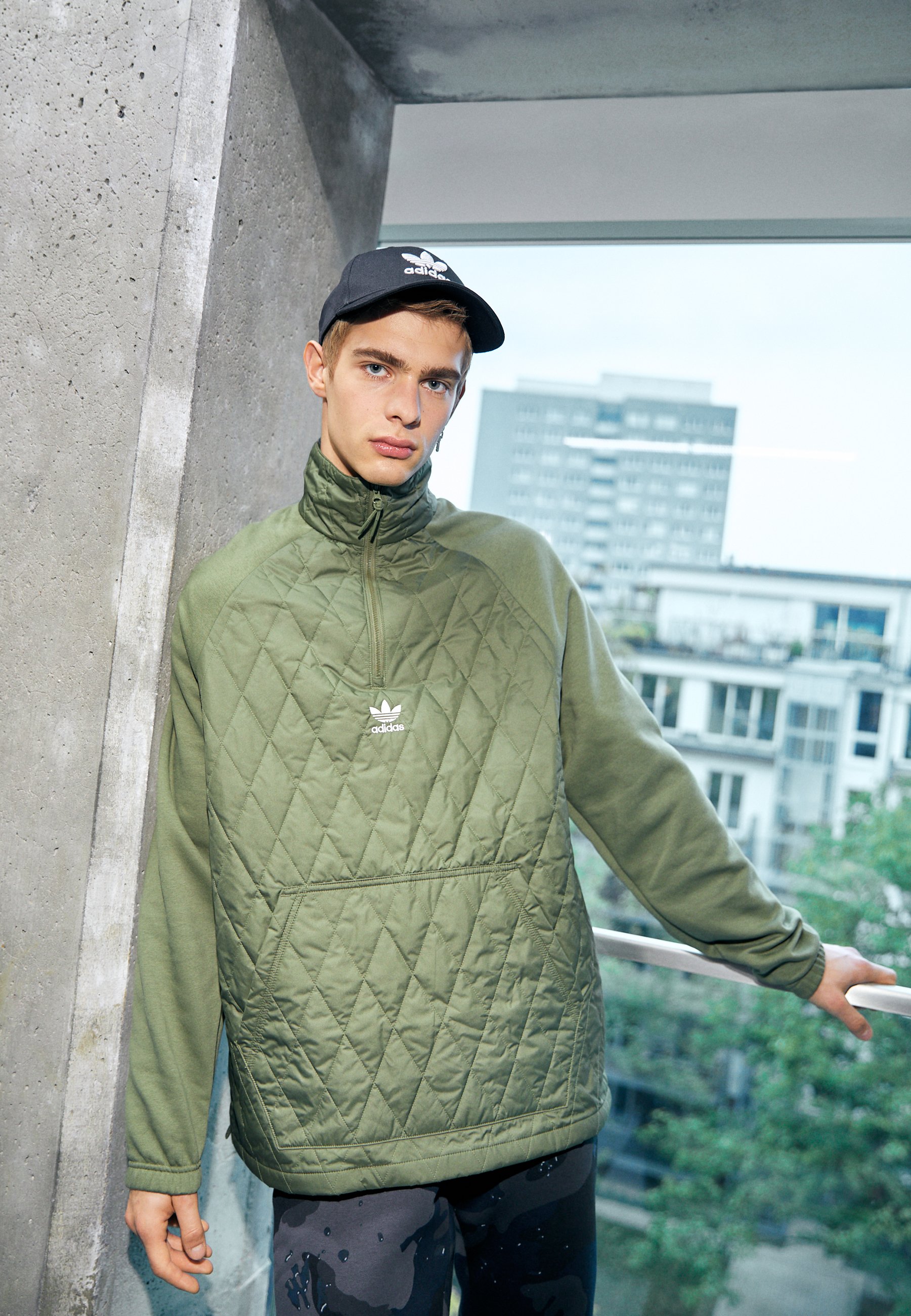 adidas Originals QUILTED - Light jacket 