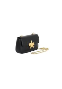 Borsa a tracolla in pelle nera con un accento di stella dorata, catena, forma rettangolare e chiusura a ribalta. Texture liscia con finitura lucida.