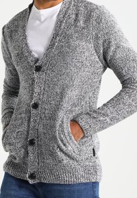 YOURTURN Kofta - black