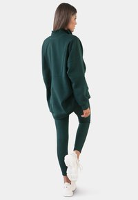 Ombre Felpa - green