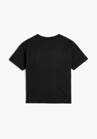 Sort kortærmet t-shirt lavet af bomuld. Har en rund hals og en glat tekstur. Enkel design uden mønstre eller accenter.