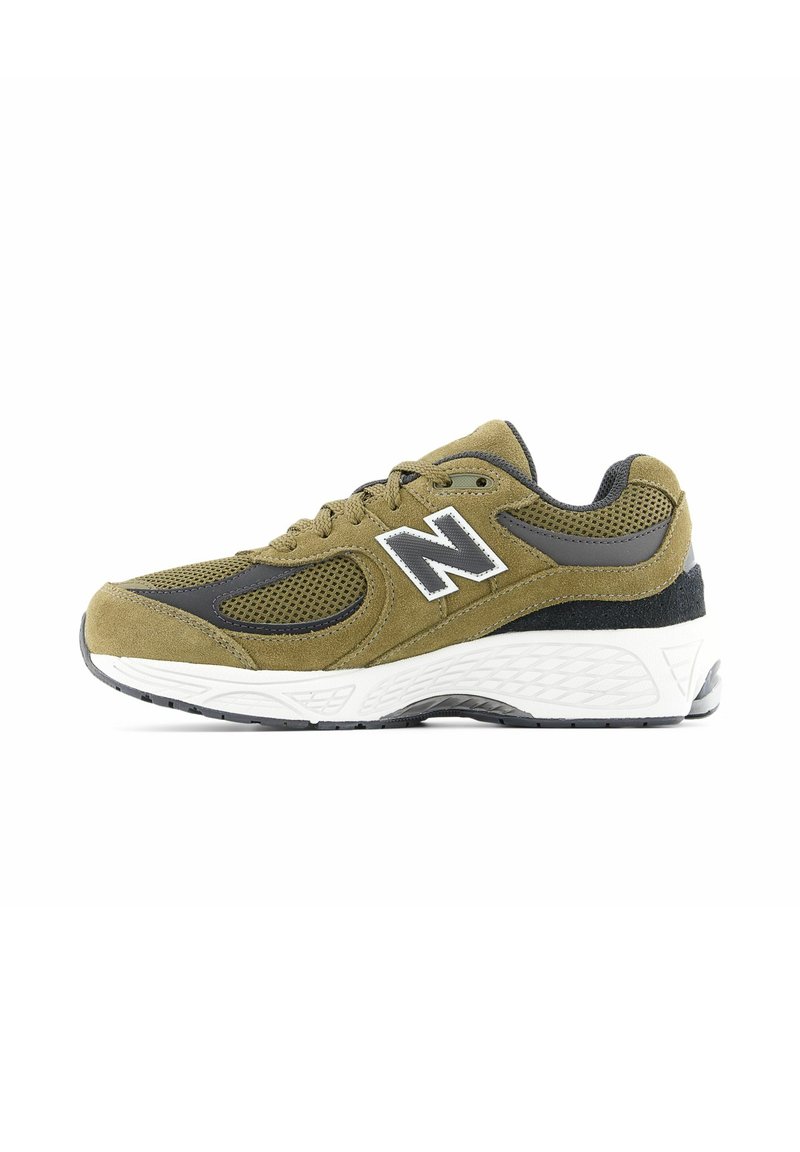 Green and black athletic shoe made of suede and mesh, featuring a white sole, prominent "N" logo, and textured accents.