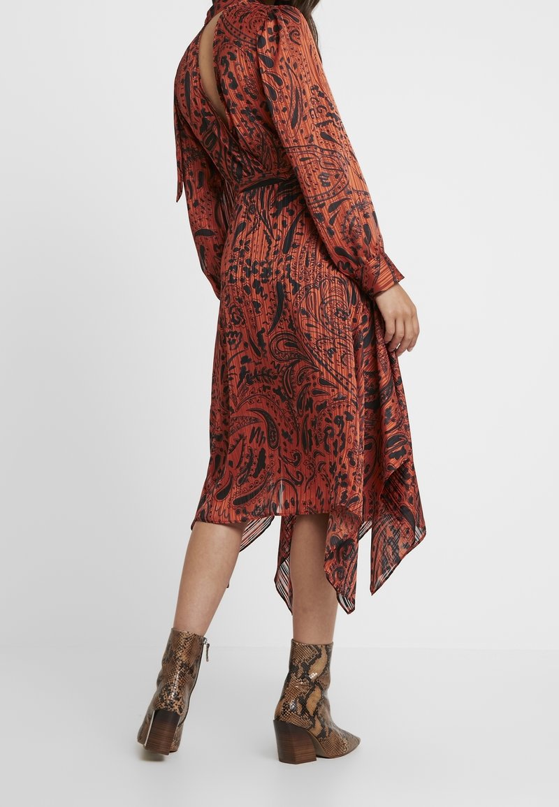 Topshop Petite Maxi dress - red - (Pre-owned) - Zalando