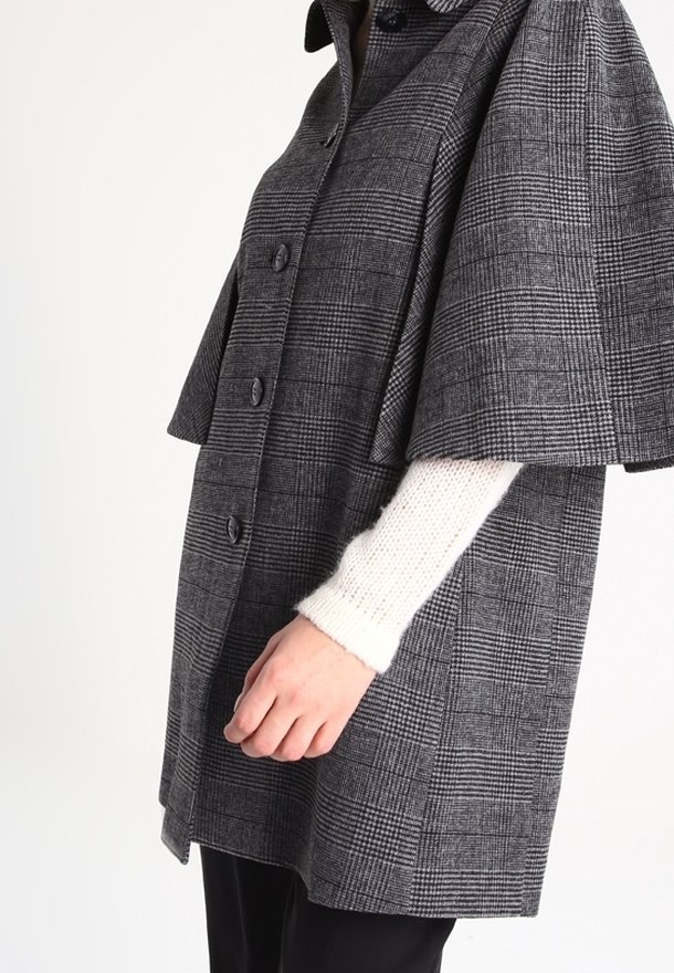 mint&berry Poncho - grey