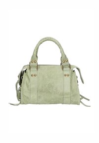 Lichtgroene handtas van zacht suede, met gevlochten handvatten, gouden hardware accenten en decoratieve franjes aan de zijkanten.