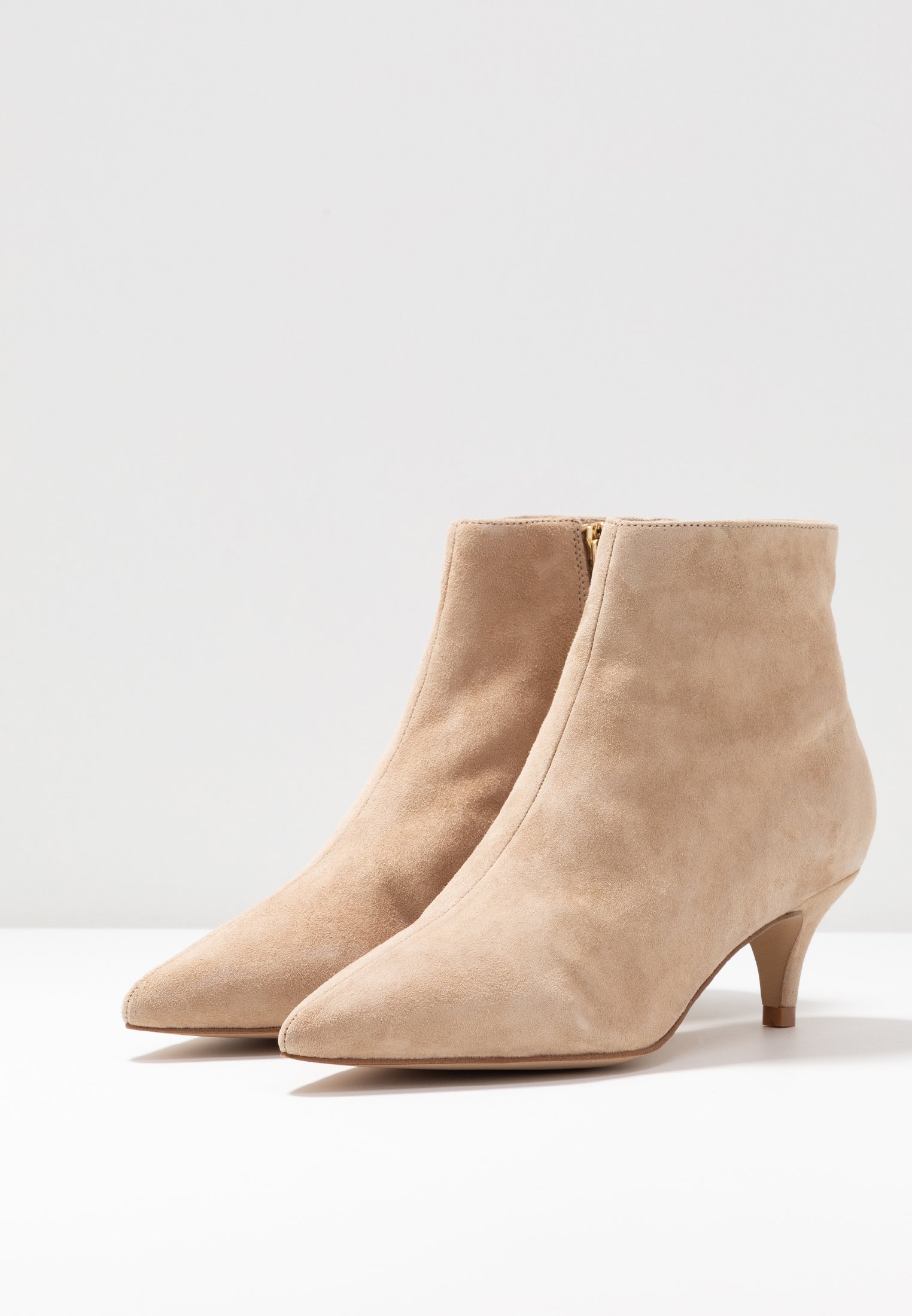 KIOMI Enkellaarsjes met hoge hak beige Zalando.nl KIOMI Korte laarzen beige Zalando.nl