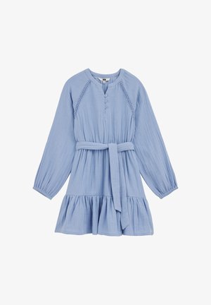 Vestido de algodón azul con mangas largas abullonadas, cierre con botones en la parte delantera y cinturón de lazo en la cintura. Cuenta con un dobladillo con volantes en niveles y detalles texturizados.