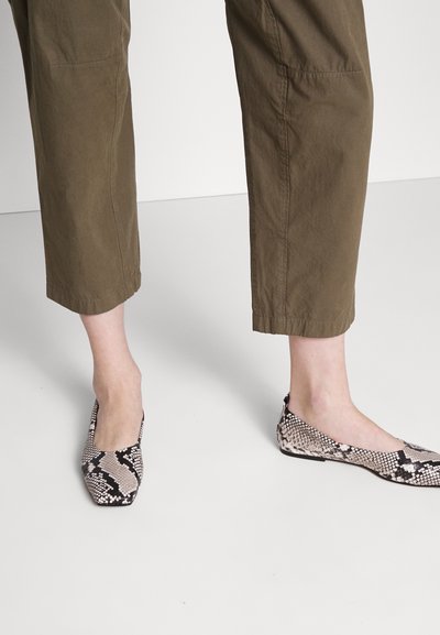 rag & bone LEYTON WORKWEAR PANT - Hlače - olive green