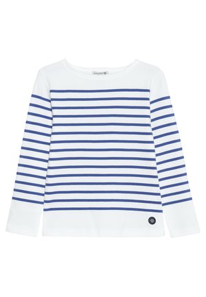 Maglietta a maniche lunghe bianca con righe orizzontali blu, realizzata in cotone morbido, con scollatura rotonda e un'etichetta logo nera sull'orlo.