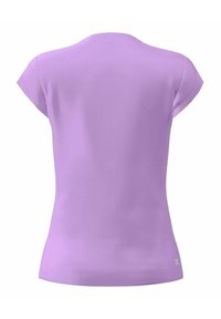 Top viola a maniche corte con una texture liscia, scollo rotondo e forma aderente, caratterizzato da un orlo curvo e una minima brandizzazione nella parte inferiore.