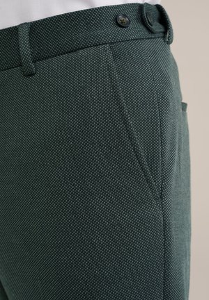 WE Fashion Stoffhose - green