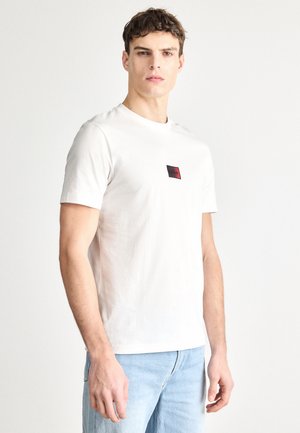 DANOTIE - T-shirt básica - natural