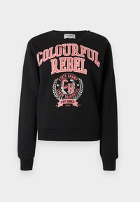 Zwarte sweatshirt met lange mouwen, ronde halslijn en elastische manchetten. Bevat vetgedrukte rode tekst "COLOURFUL REBEL" en een grafisch logo ontwerp.