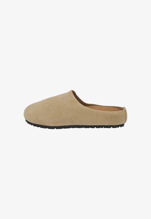 Pink Desert, PINK DESERT 7923 ZUECO LISO ANATÓMICO MUJER - Pantuflas - beige