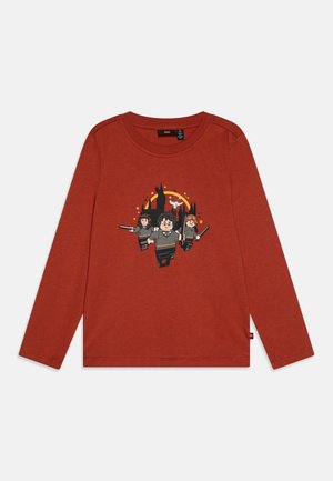 Long sleeved top - dark red