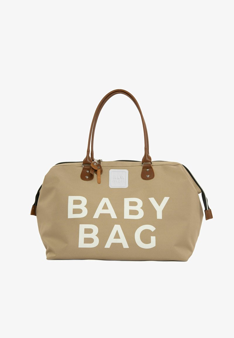 Beżowa torba dla niemowląt wykonana z trwałego materiału. Posiada dwie brązowe uchwyty, biały napis "BABY BAG" oraz zamek błyskawiczny z skórzanymi akcentami.