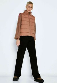 Noisy May NMMARCUS VEST  - Kamizelka
