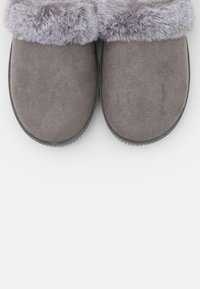Skechers COZY CAMPFIRE - Pantoffels - charcoal