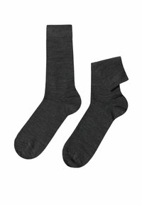 Unausgewählt, Grey