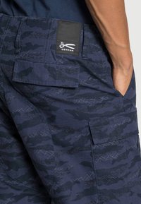 Denham NATO PANT  - Calças cargo - dark blue