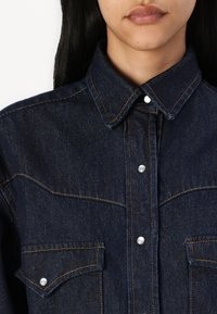 LOIS Jeans THE RAFAEL NOAD GOODSTUFF - Blúzka so zapínaním na gombíky - dark blue