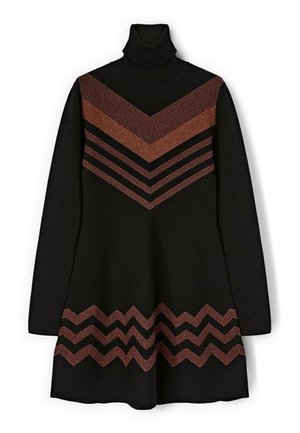 Abito maglione a collo alto nero con motivi a zigzag in ruggine e strisce metalliche, con un design dell'orlo a zigzag.