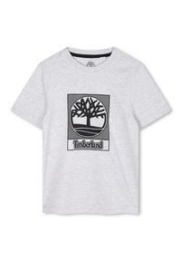 T-shirt in cotone grigio con logo ad albero nero e testo "Timberland" all'interno di un bordo rettangolare. Maniche corte, design con colletto a girocollo.